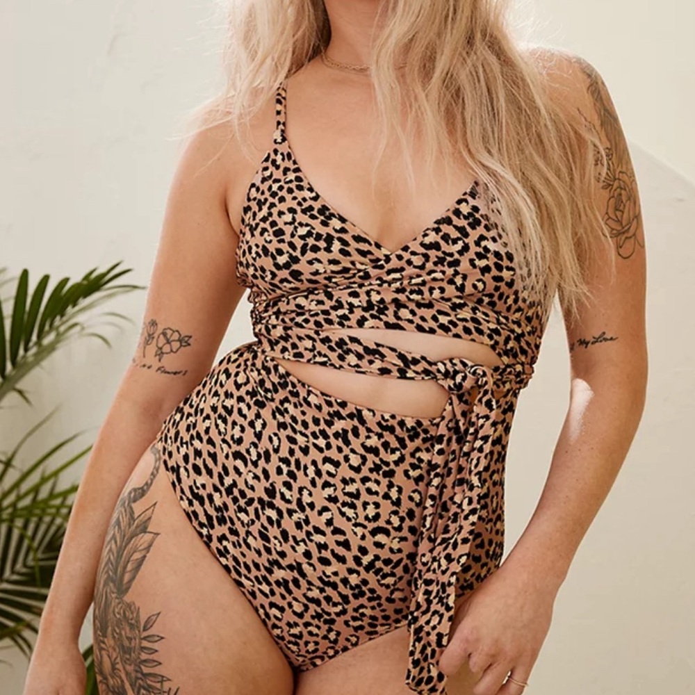 Aerie Leopard Full Coverage One Piece Swimsuit XL